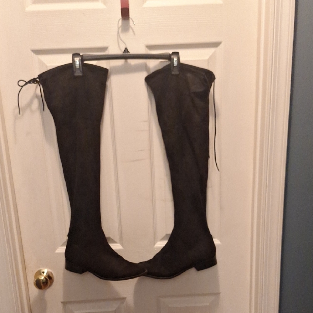 Black Over-the-Knee Boots**